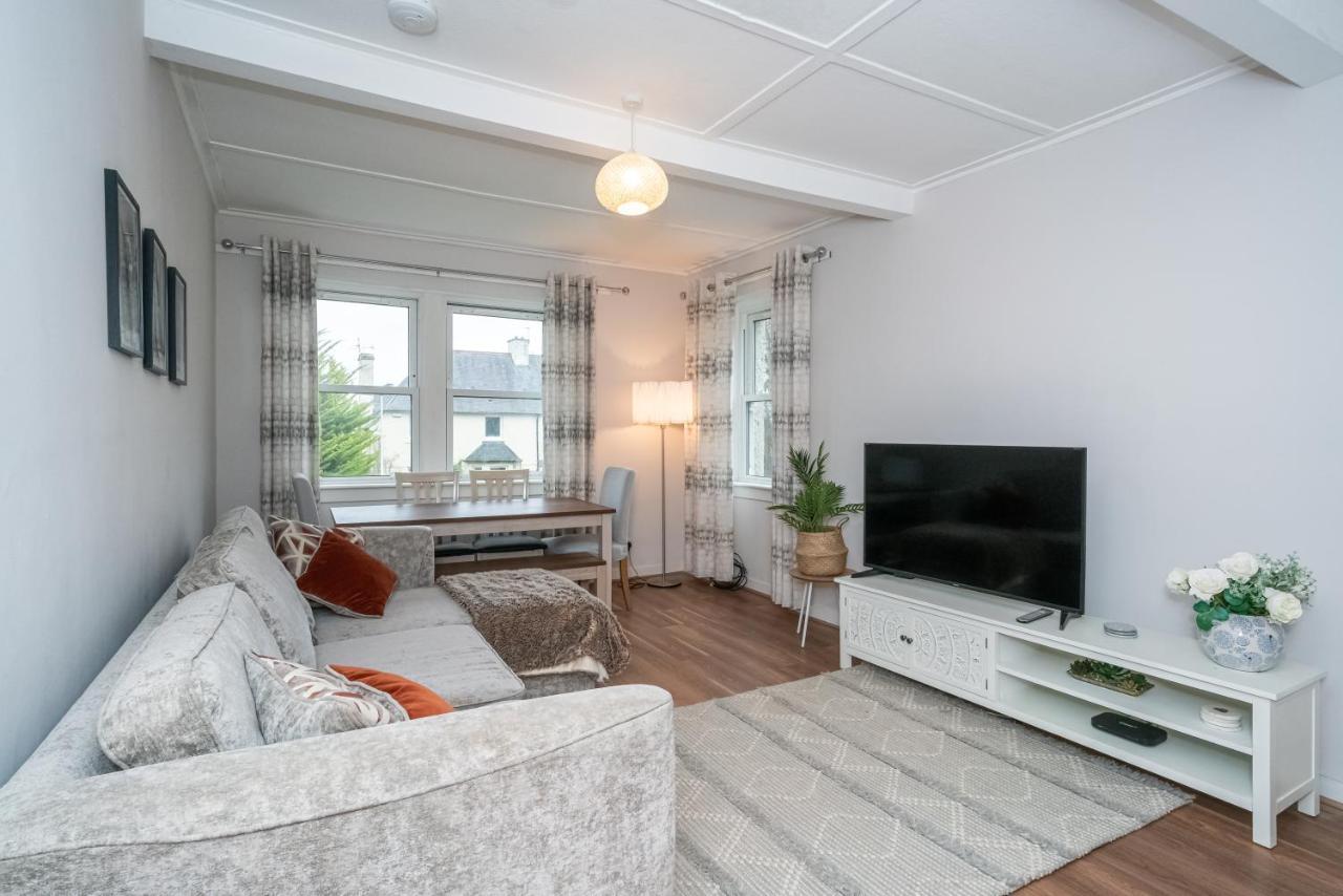 Pass The Keys Cosy And Spacious 2 Beds Flat With - Free Parking Edinburgh Exterior foto